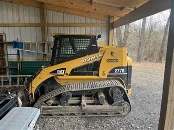 cat 277b skid steer weight|caterpillar 277b uses what engine.